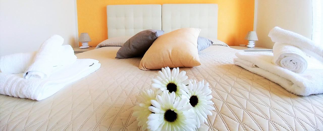 B&B Maresalento Racale Bagian luar foto