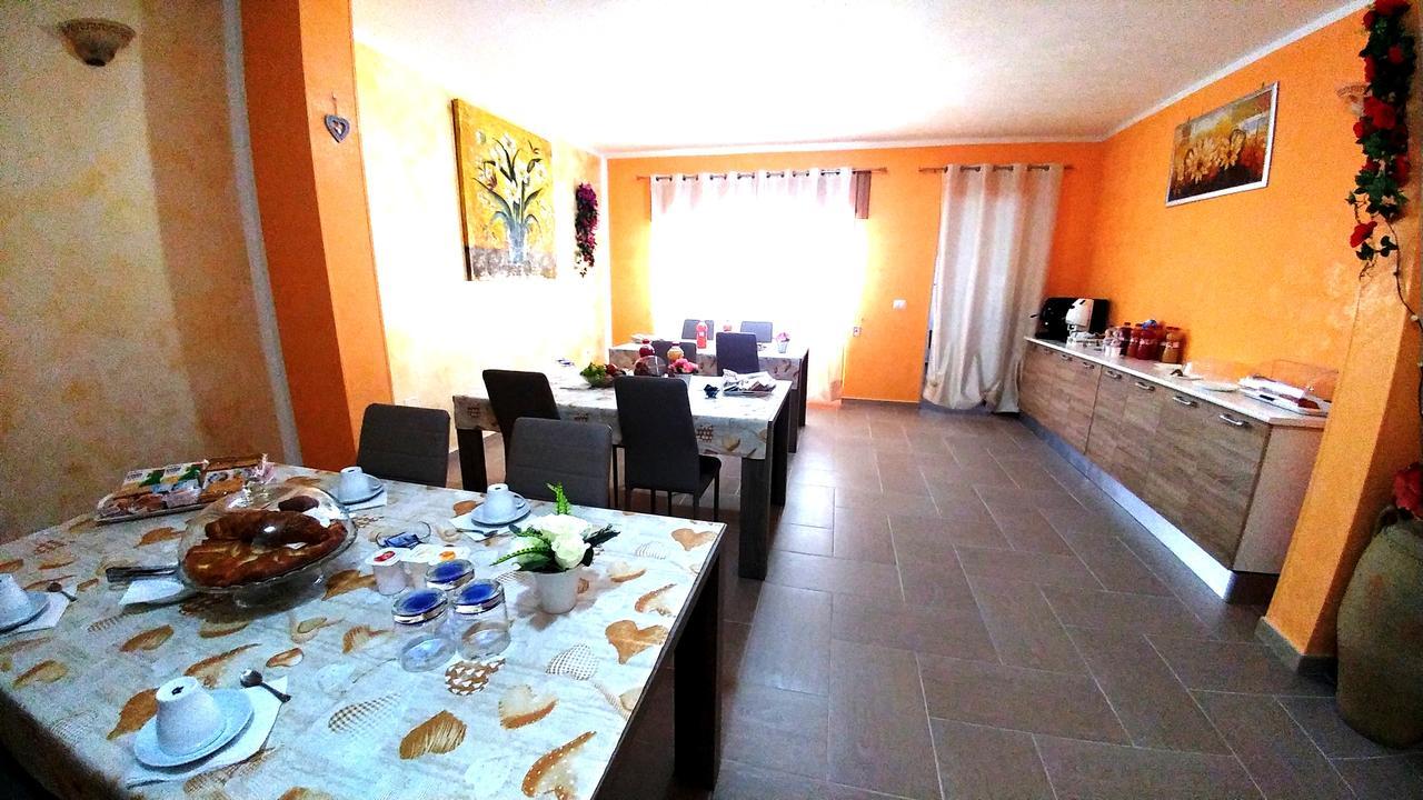 B&B Maresalento Racale Bagian luar foto