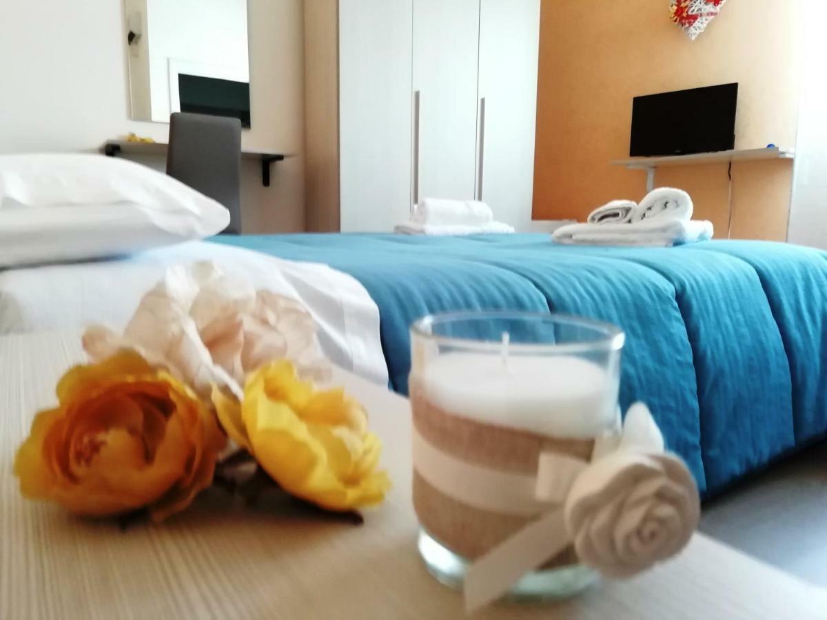 B&B Maresalento Racale Bagian luar foto